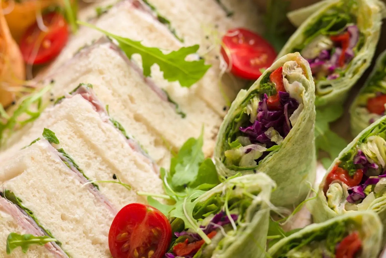 Wrap és friss zöldségek cateringhez